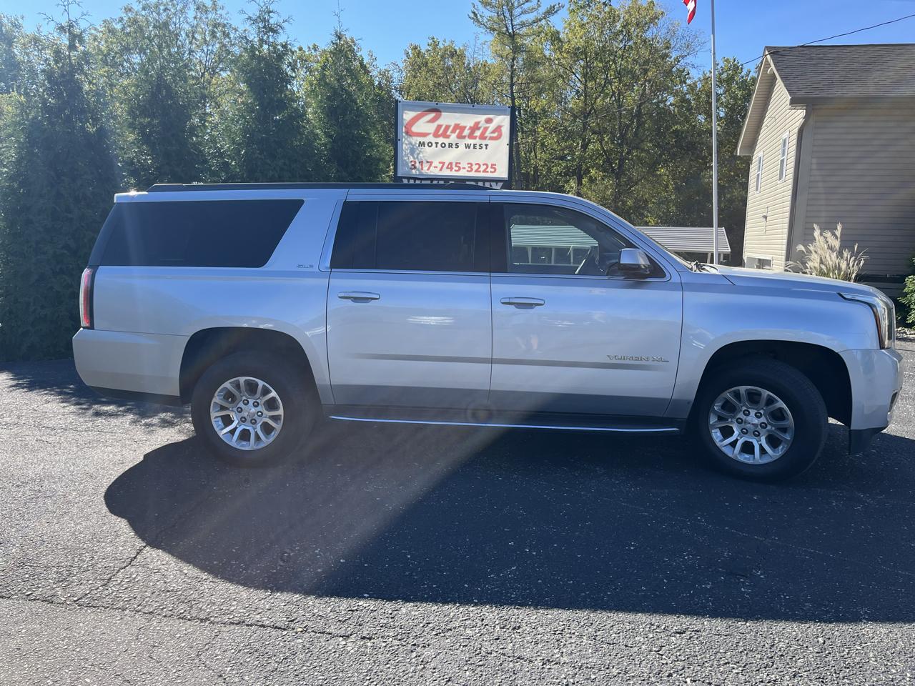 GMC Yukon XL SLE 4WD 2017
