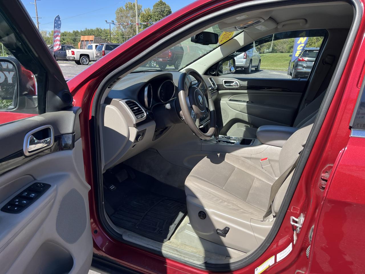 Jeep Grand Cherokee Laredo 4WD 2013