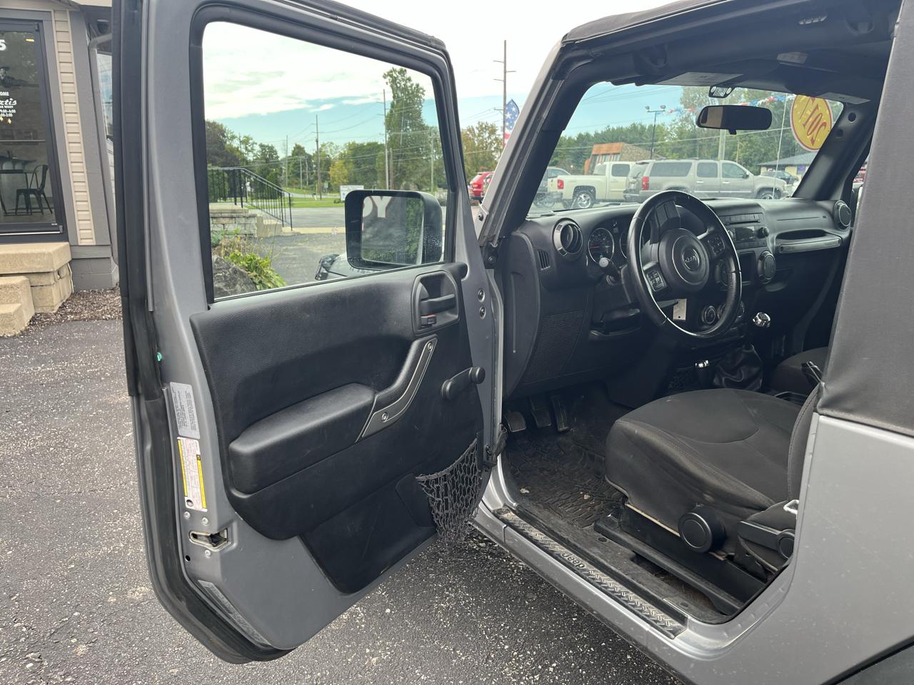 Jeep Wrangler Sport 4WD 2017