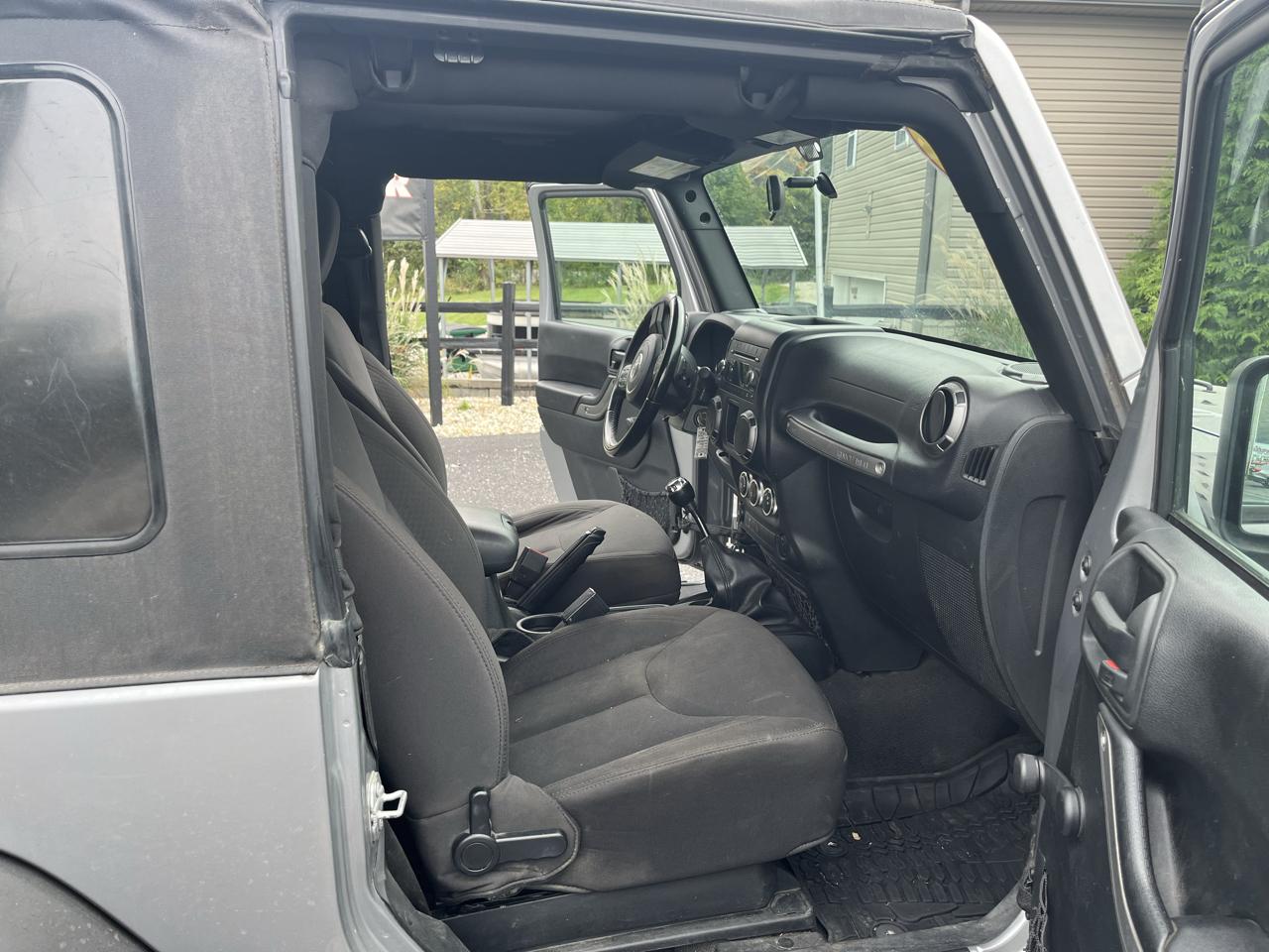 Jeep Wrangler Sport 4WD 2017