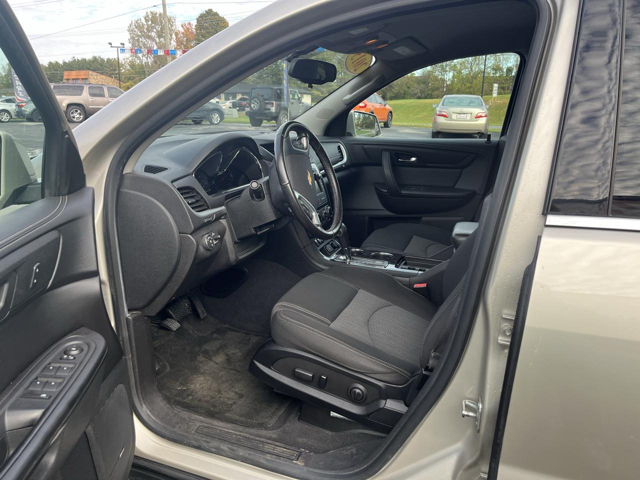 Chevrolet Traverse 1LT FWD 2015