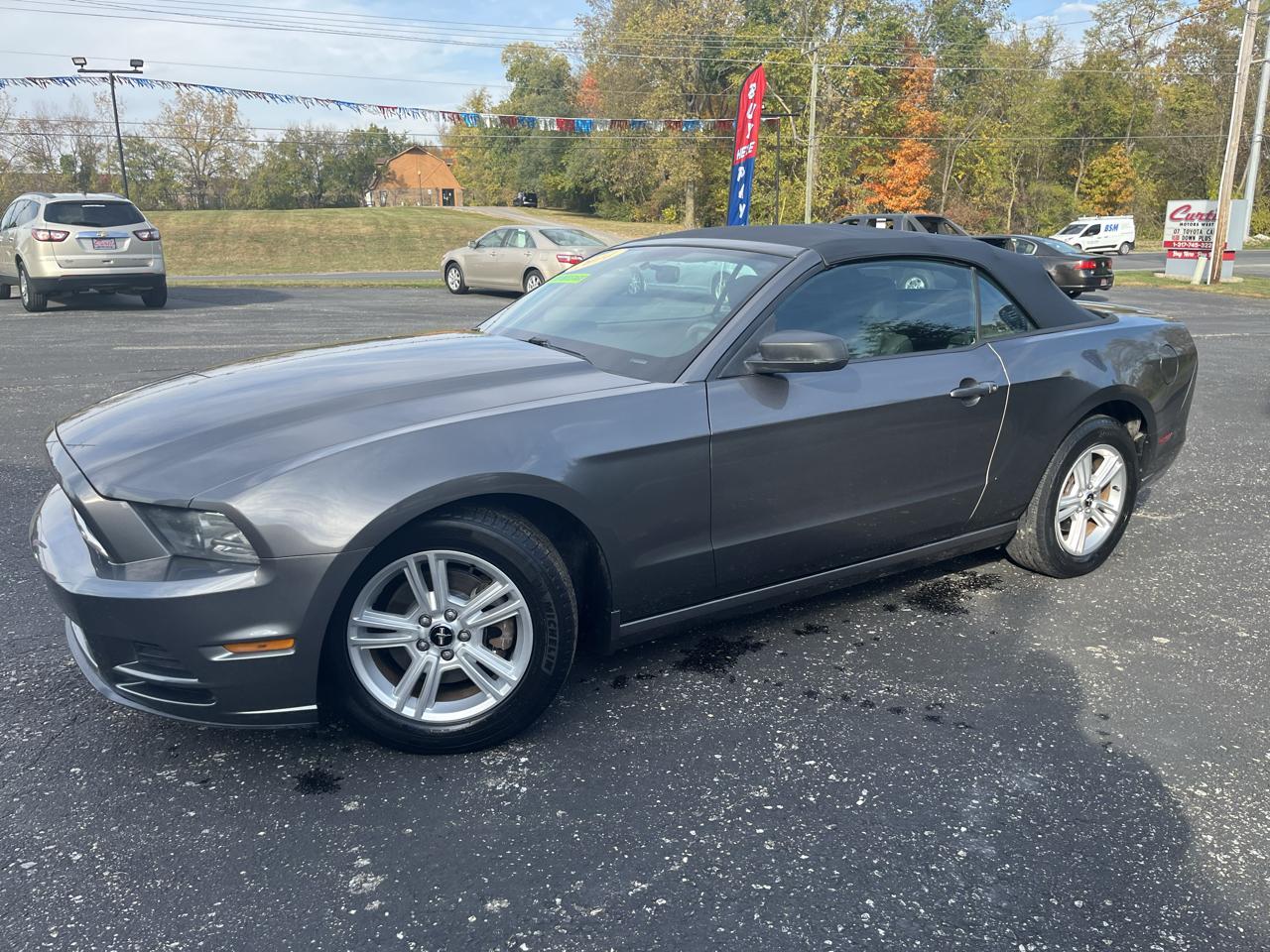 Ford Mustang V6 Convertible 2014