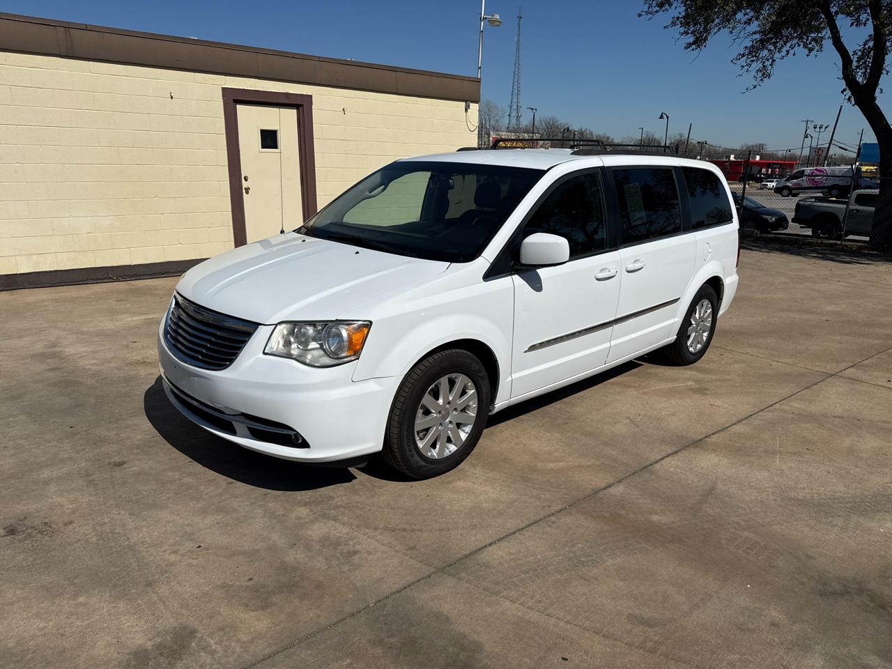 2016 Chrysler Town & Country 