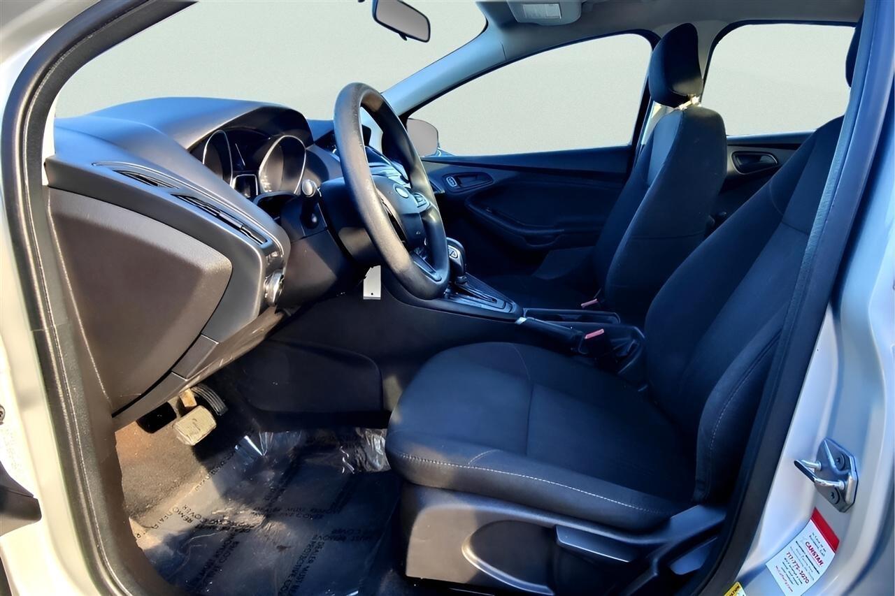 Ford Focus 4dr Sdn SE 2016