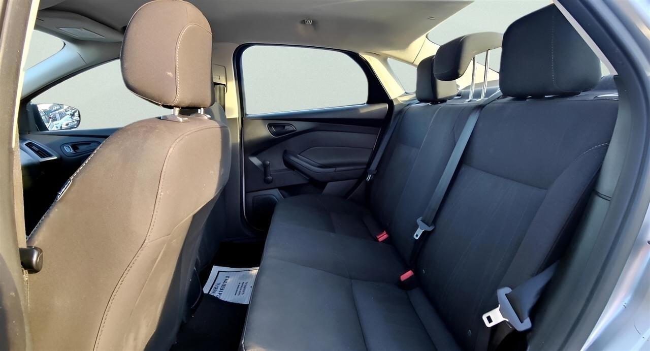 Ford Focus 4dr Sdn SE 2016