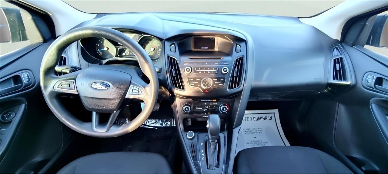 Ford Focus 4dr Sdn SE 2016