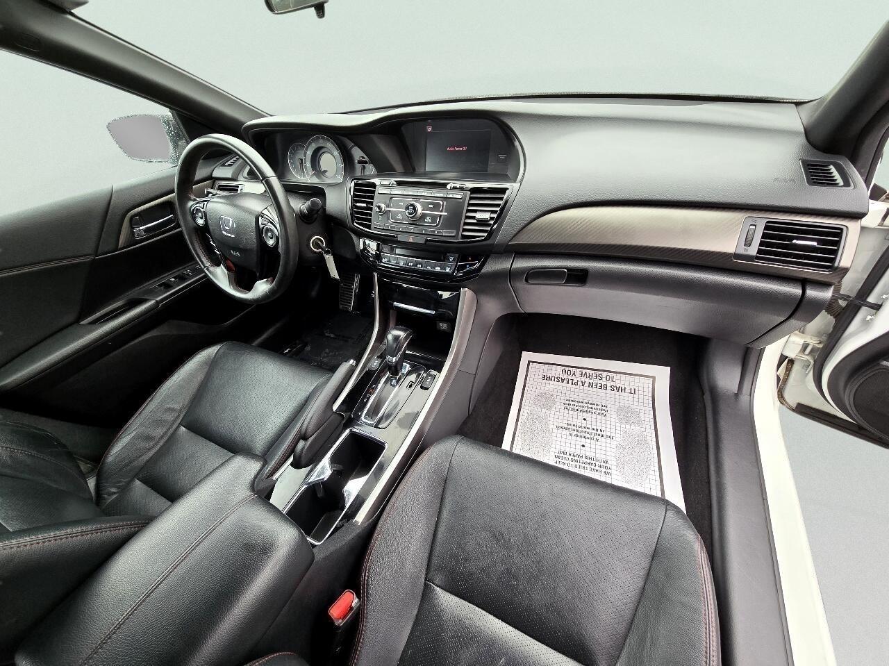 Honda Accord Sedan Sport SE CVT 2017