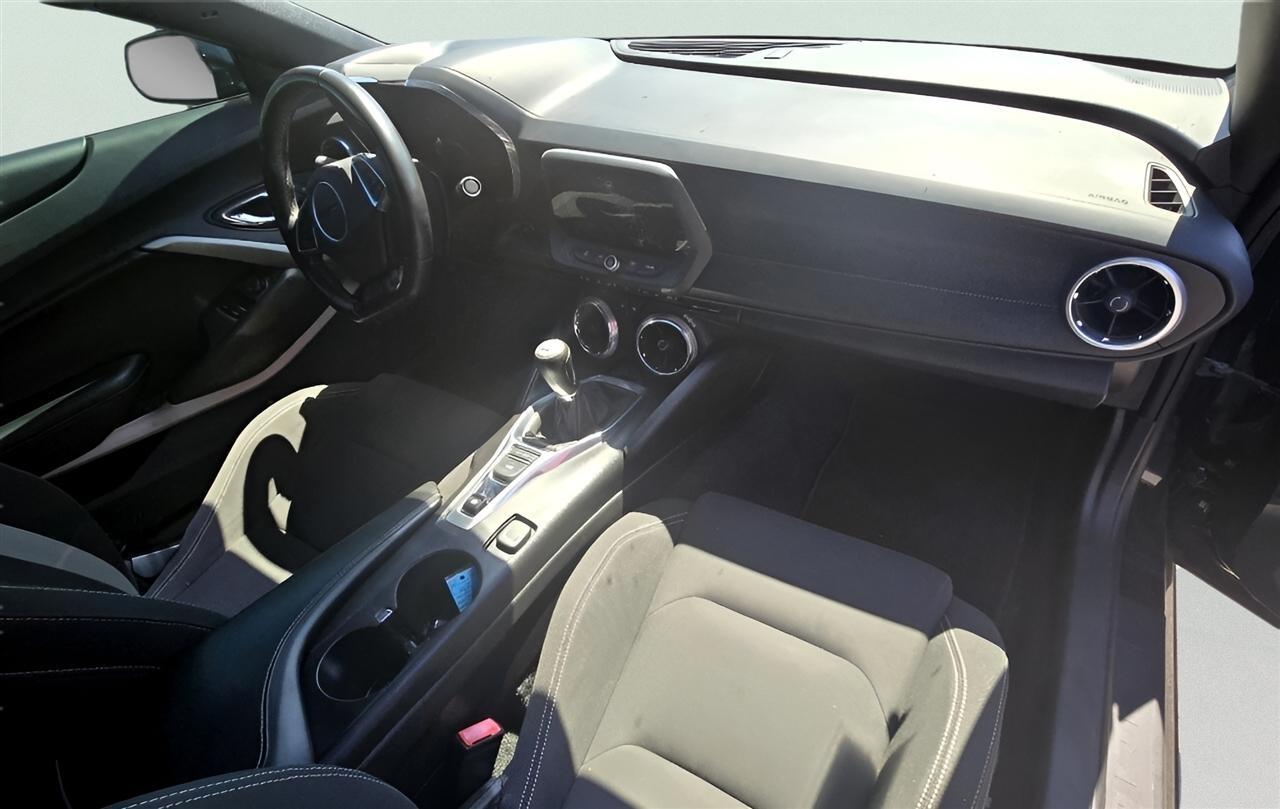 Chevrolet Camaro 2dr Cpe 1LT 2016