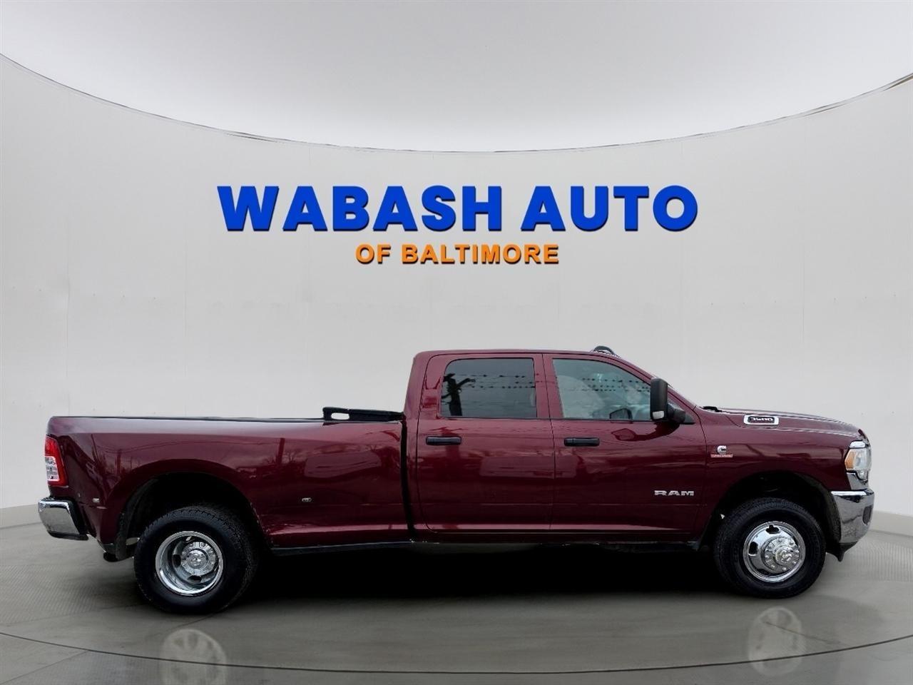 RAM 3500 Tradesman 4x4 Crew Cab 8' Box 2022