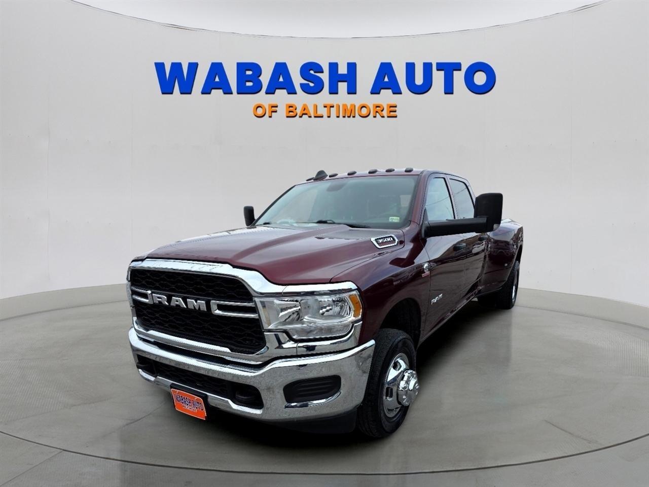 RAM 3500 Tradesman 4x4 Crew Cab 8' Box 2022
