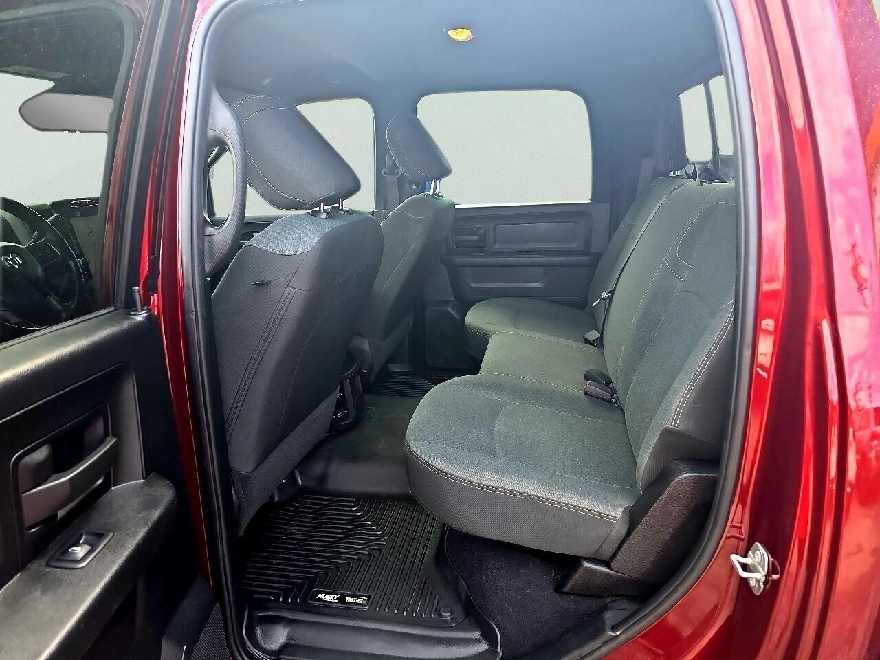 RAM 3500 Tradesman 4x4 Crew Cab 8' Box 2022