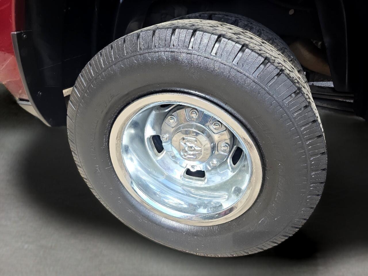 RAM 3500 Tradesman 4x4 Crew Cab 8' Box 2022