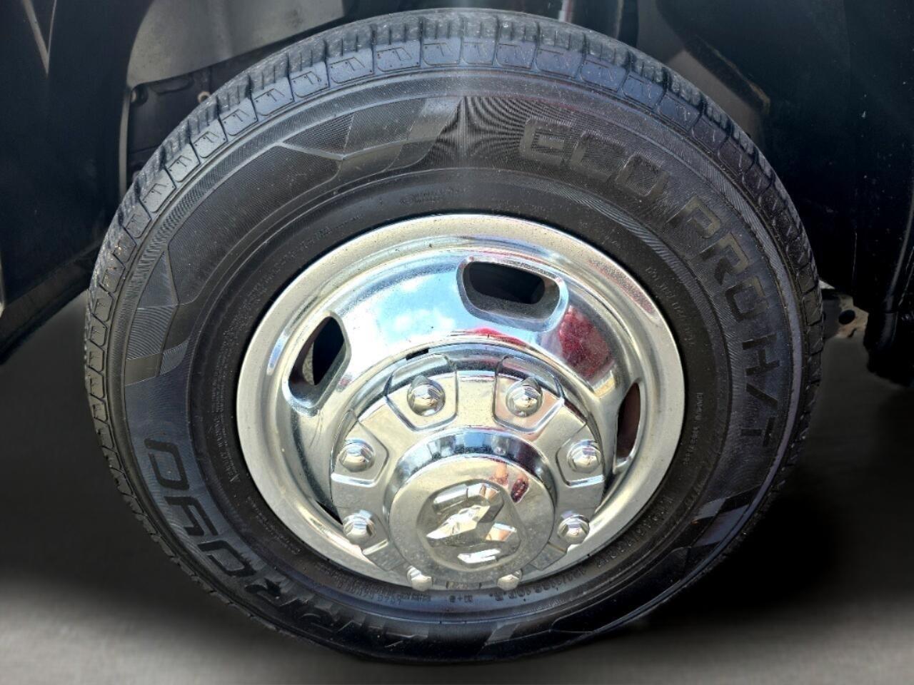 RAM 3500 Tradesman 4x4 Crew Cab 8' Box 2022