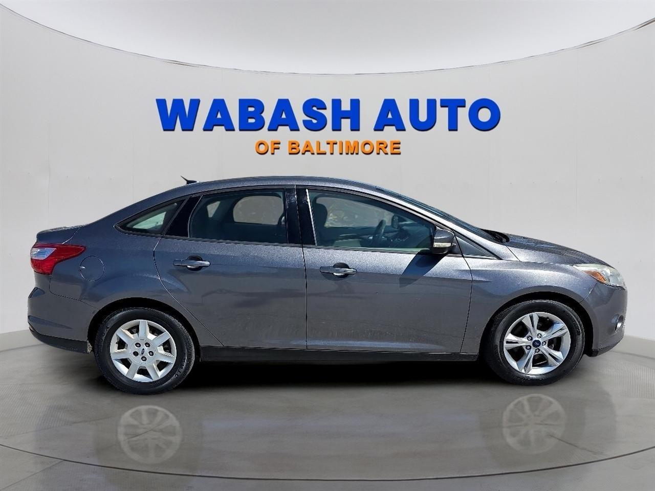 Ford Focus 4dr Sdn SE 2013