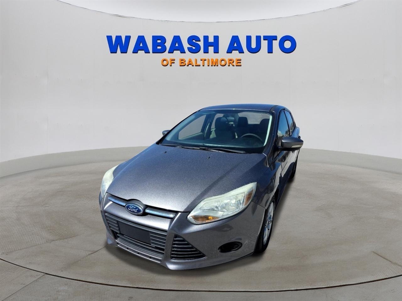 Ford Focus 4dr Sdn SE 2013