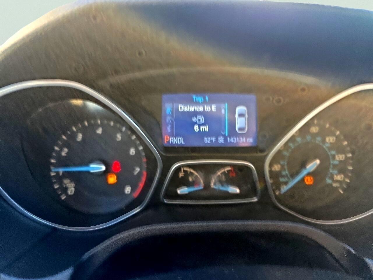 Ford Focus 4dr Sdn SE 2013