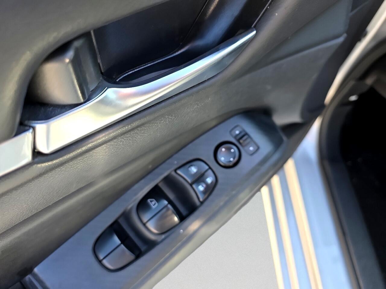 Nissan Altima 2.5 SV Sedan 2022