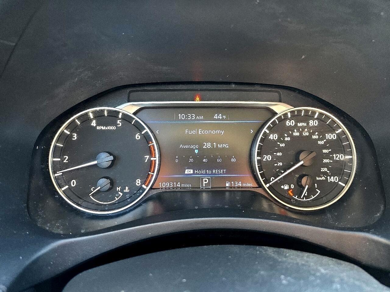 Nissan Altima 2.5 SV Sedan 2022