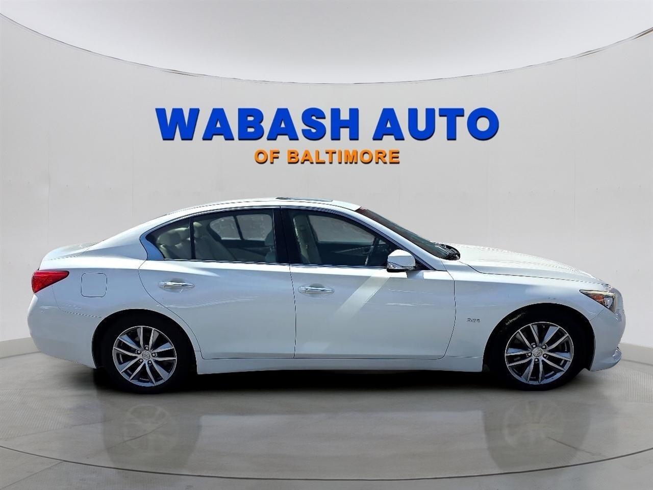 Infiniti Q50 4dr Sdn 3.0t Premium RWD 2016