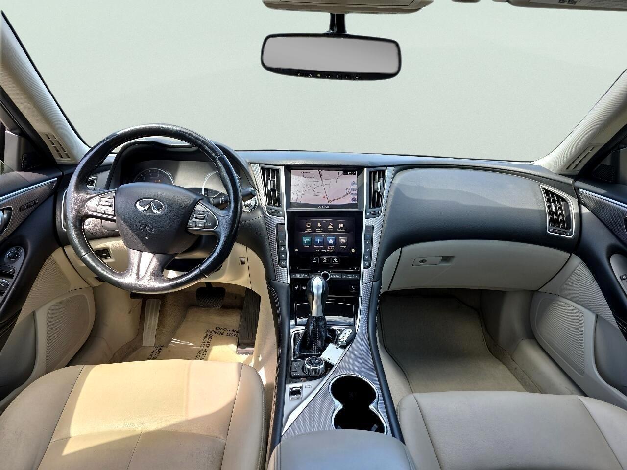 Infiniti Q50 4dr Sdn 3.0t Premium RWD 2016