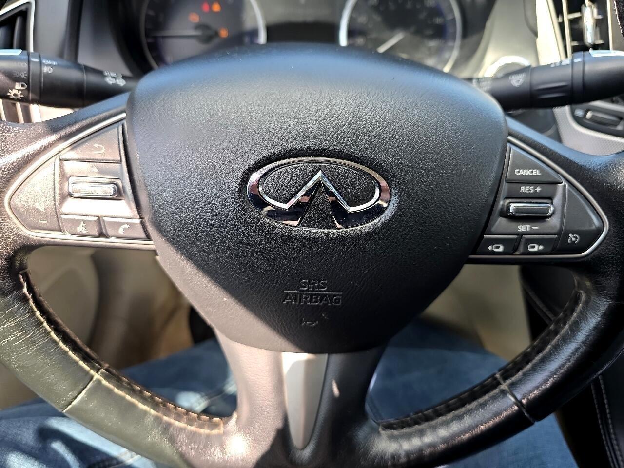 Infiniti Q50 4dr Sdn 3.0t Premium RWD 2016
