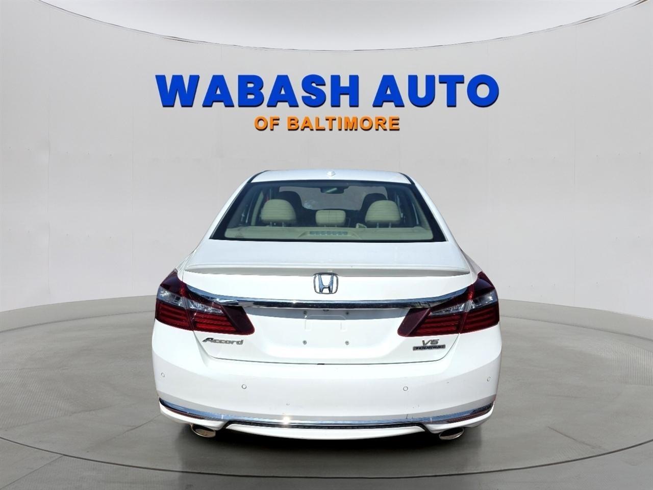 Honda Accord Sedan Touring Auto 2017