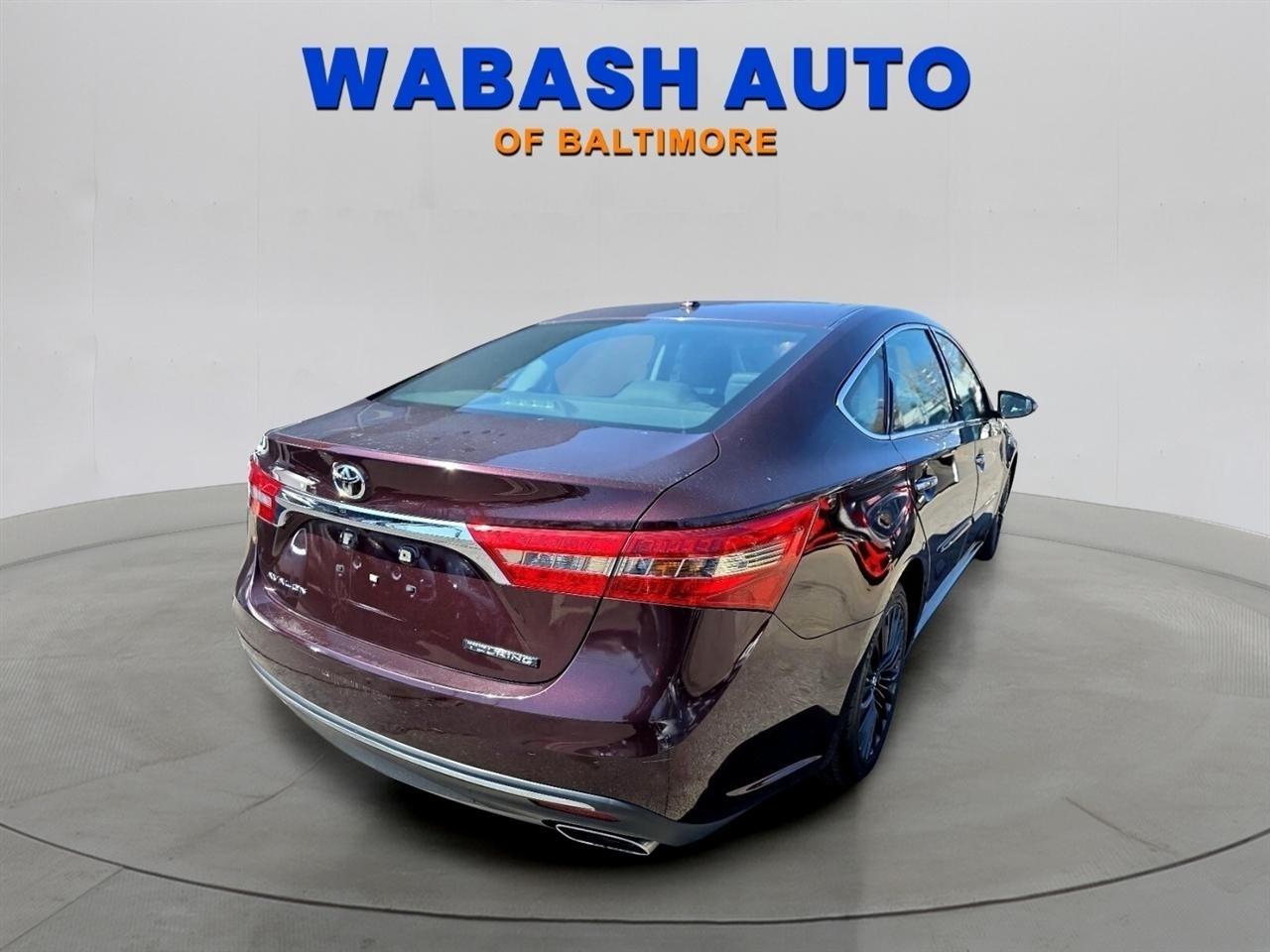 Toyota Avalon 4dr Sdn XLE Premium (Natl) 2016