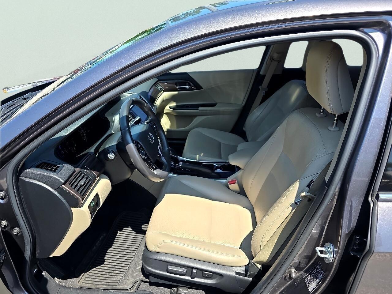 Honda Accord Hybrid EX-L Sedan 2017