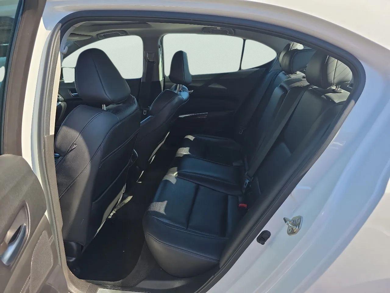Acura TLX 4dr Sdn FWD Tech 2015