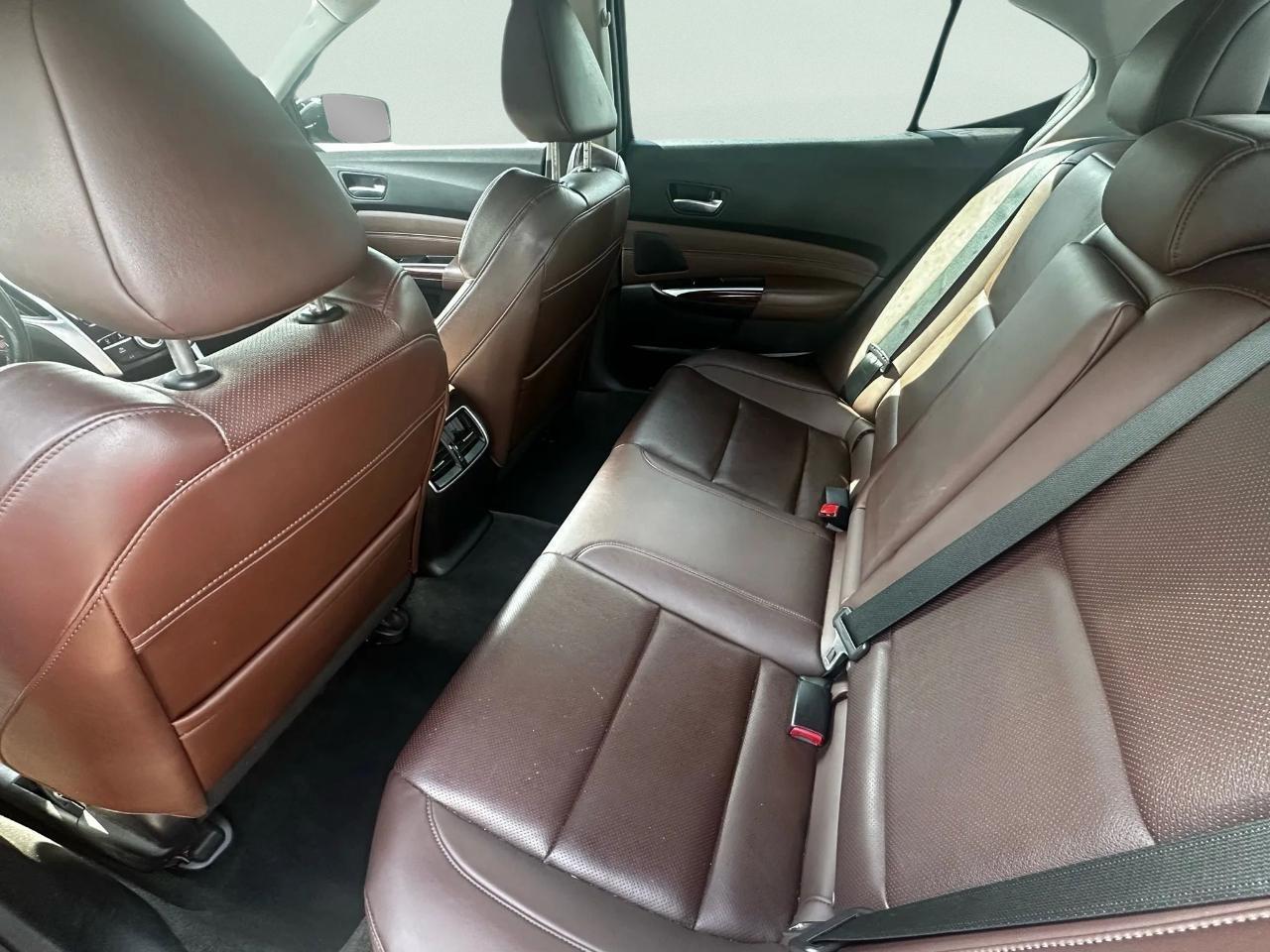 Acura TLX 4dr Sdn FWD V6 Tech 2016