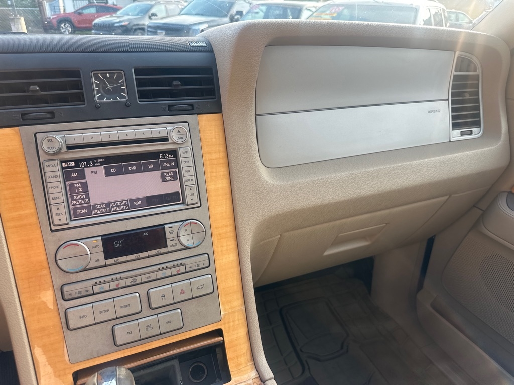 Lincoln Navigator 4dr 4WD Ultimate 2007