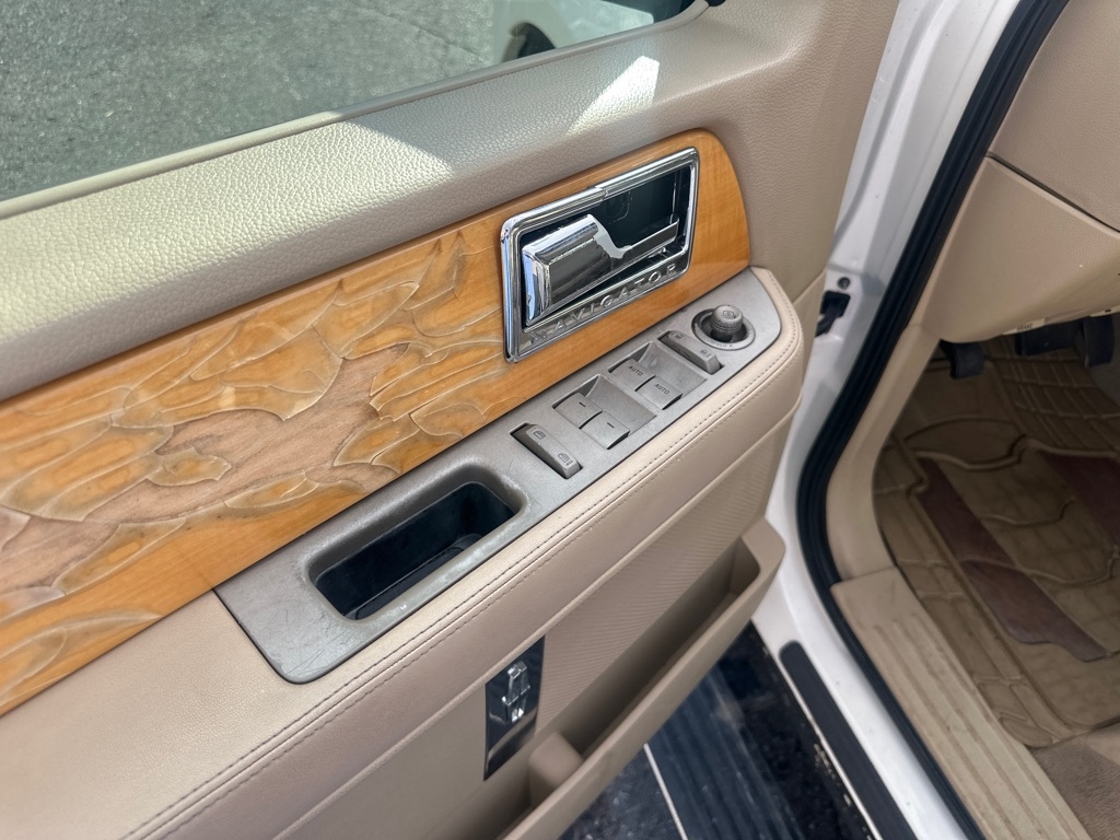 Lincoln Navigator 4dr 4WD Ultimate 2007