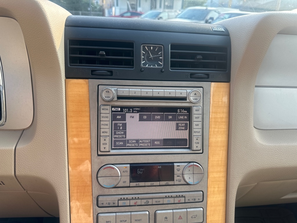 Lincoln Navigator 4dr 4WD Ultimate 2007