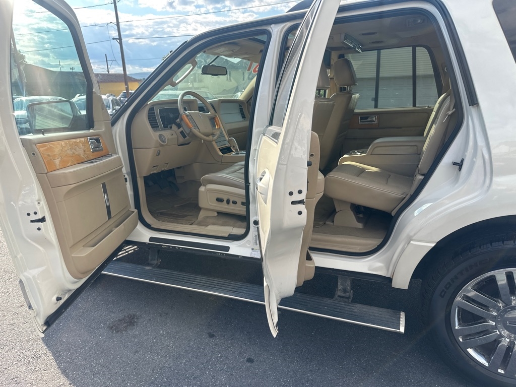 Lincoln Navigator 4dr 4WD Ultimate 2007