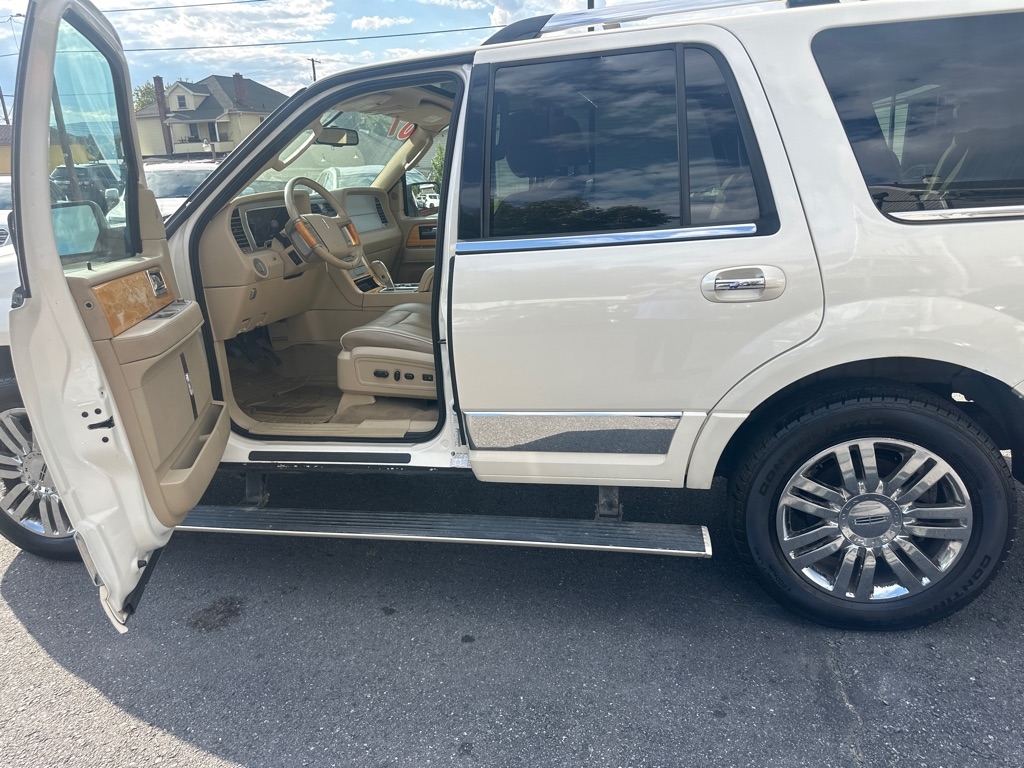 Lincoln Navigator 4dr 4WD Ultimate 2007