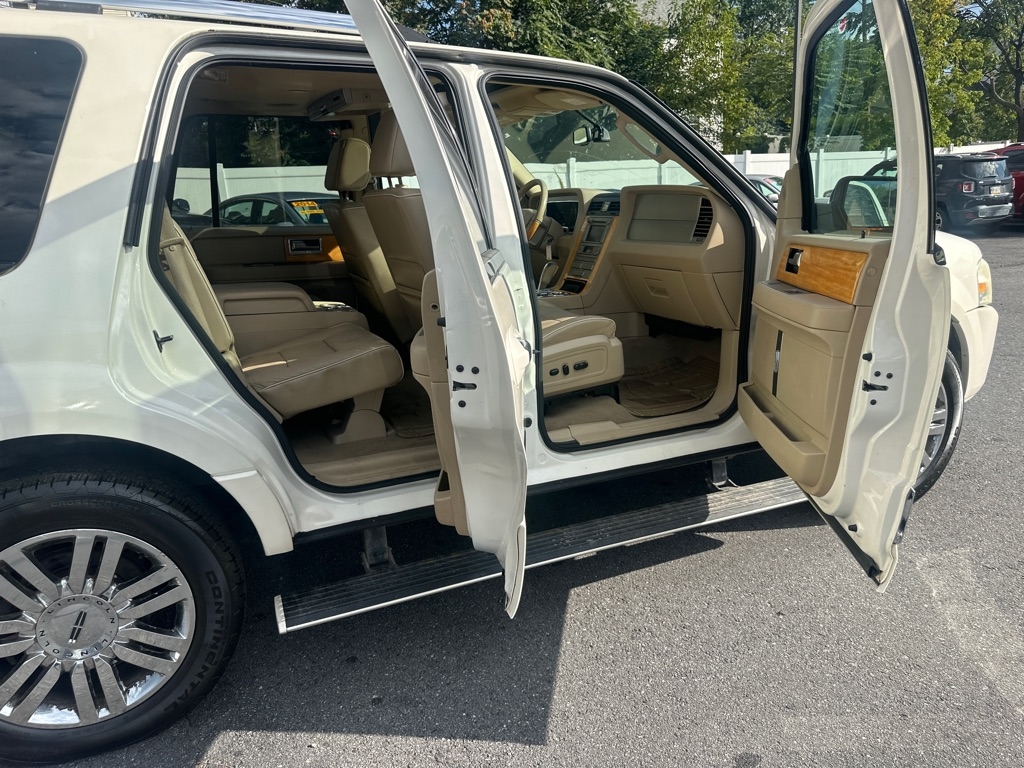 Lincoln Navigator 4dr 4WD Ultimate 2007