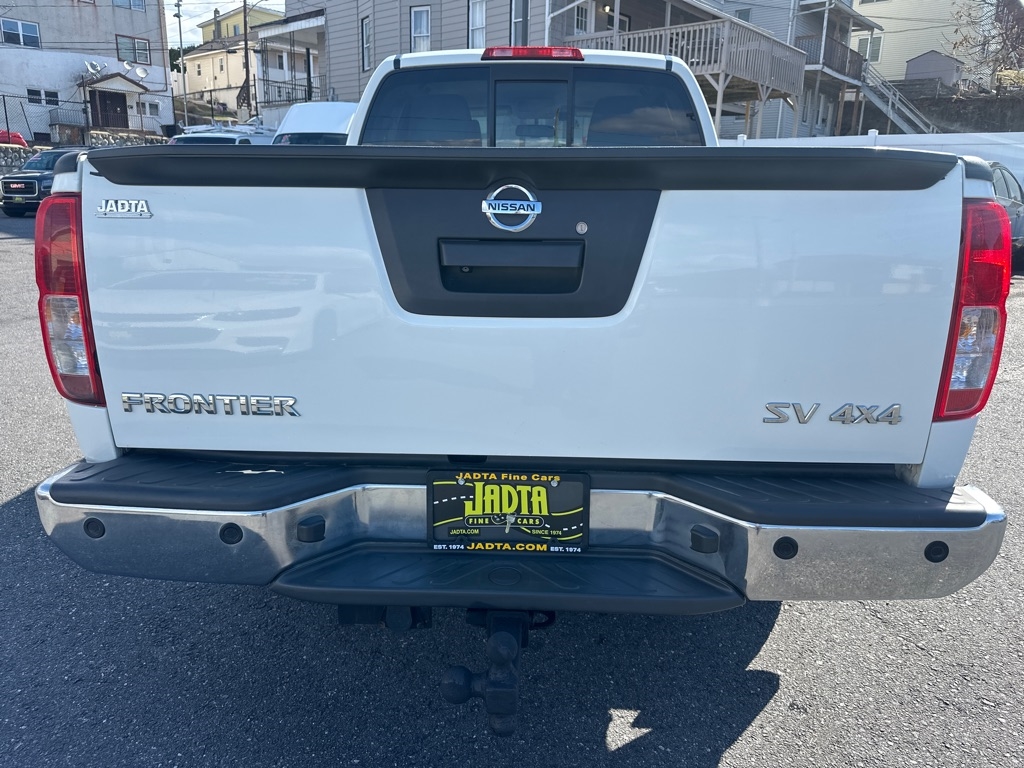 Nissan Frontier 4WD Crew Cab LWB Auto SV 2014