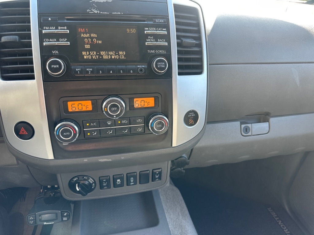 Nissan Frontier 4WD Crew Cab LWB Auto SV 2014