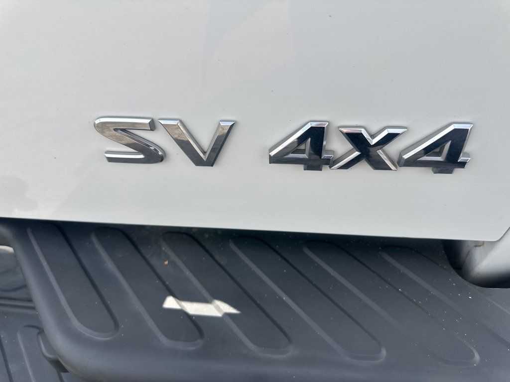 Nissan Frontier 4WD Crew Cab LWB Auto SV 2014