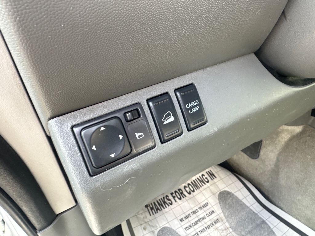 Nissan Frontier 4WD Crew Cab LWB Auto SV 2014