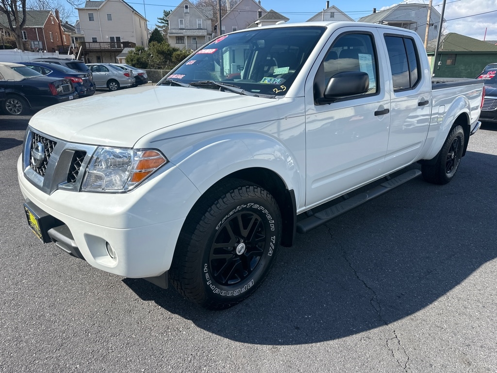 Nissan Frontier 4WD Crew Cab LWB Auto SV 2014