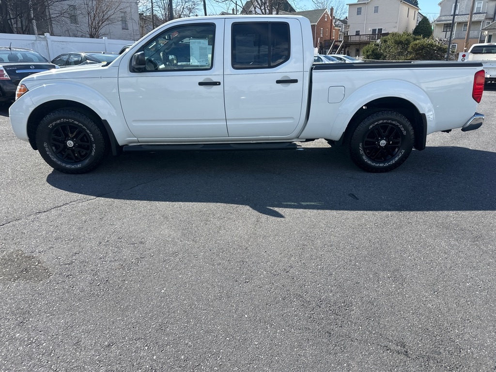 Nissan Frontier 4WD Crew Cab LWB Auto SV 2014