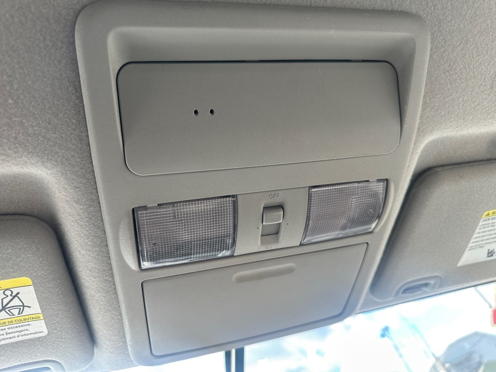 Nissan Frontier 4WD Crew Cab LWB Auto SV 2014