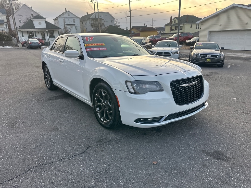 2017 Chrysler 300 S 4D Sedan V6 AWD