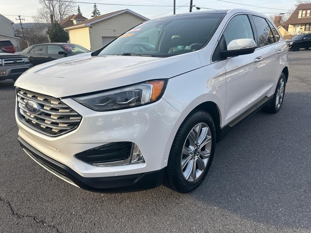Ford Edge Titanium 4D SUV AWD 2019