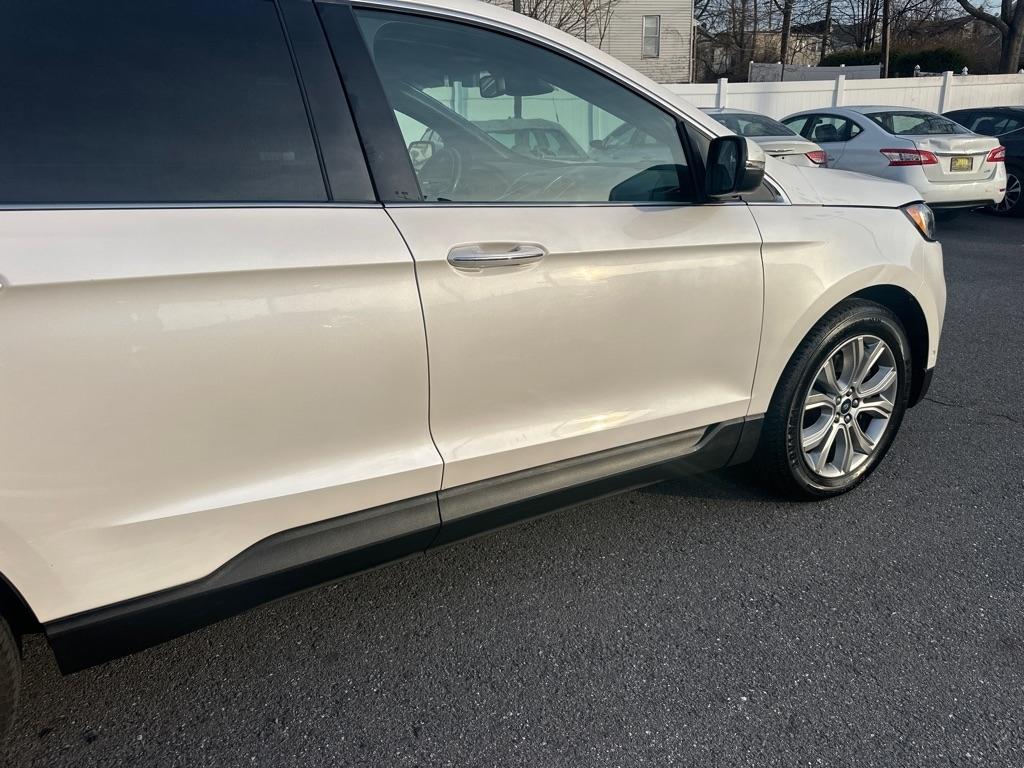 Ford Edge Titanium 4D SUV AWD 2019