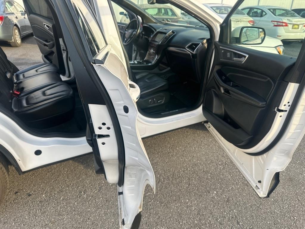 Ford Edge Titanium 4D SUV AWD 2019