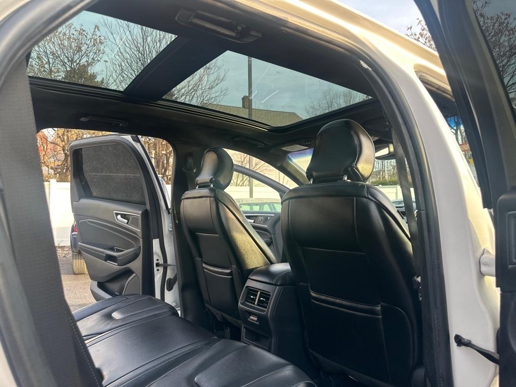 Ford Edge Titanium 4D SUV AWD 2019