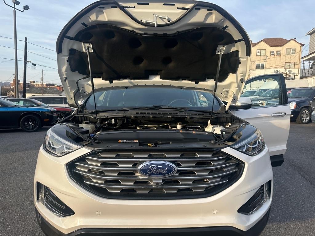 Ford Edge Titanium 4D SUV AWD 2019