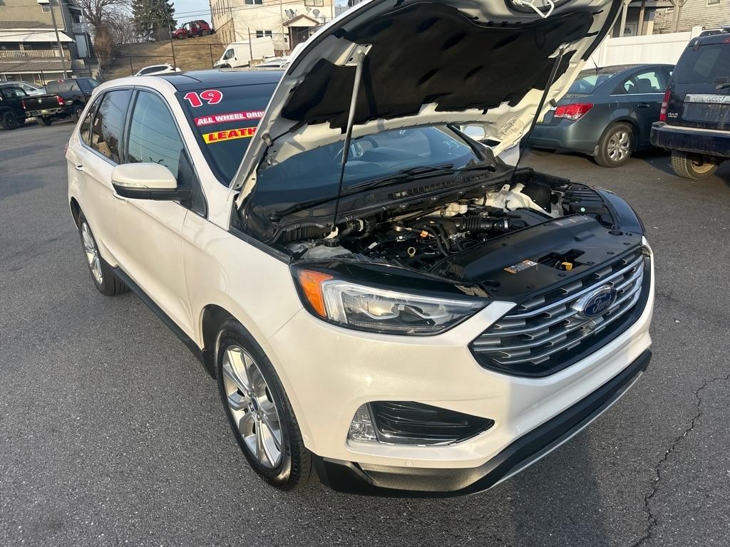 Ford Edge Titanium 4D SUV AWD 2019